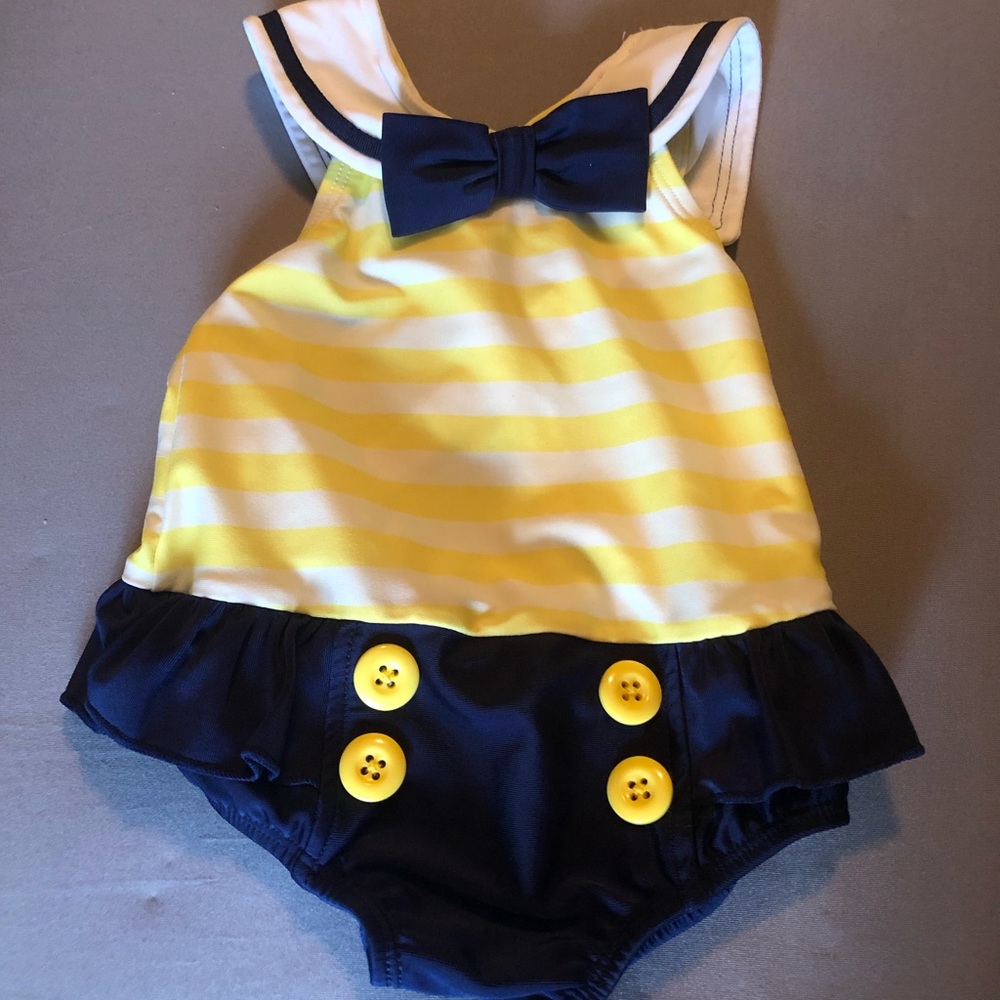 ☀️Just About the Cutest Swimsuit Ever☀️